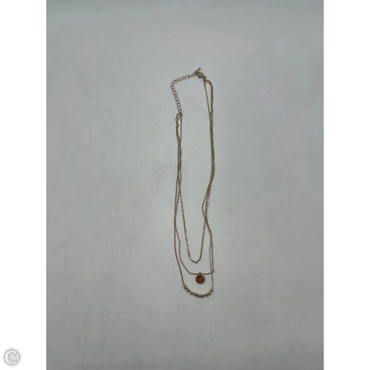 Necklace Layered By Clothes Mentor