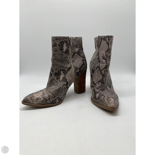 Boots Ankle Heels By Carlos By Carlos Santana In Snakeskin Print, Size: 7.5