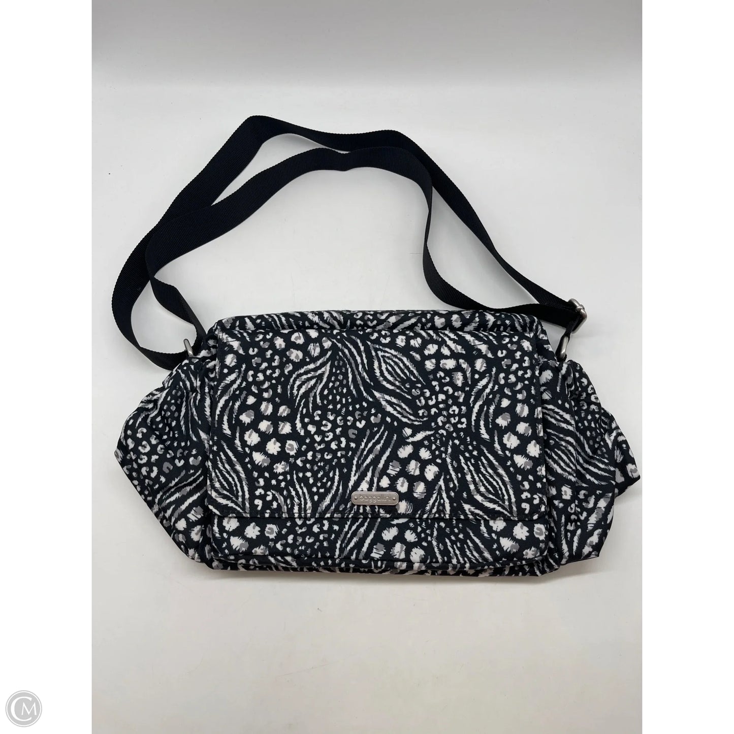 Crossbody By Baggallini, Size: Medium
