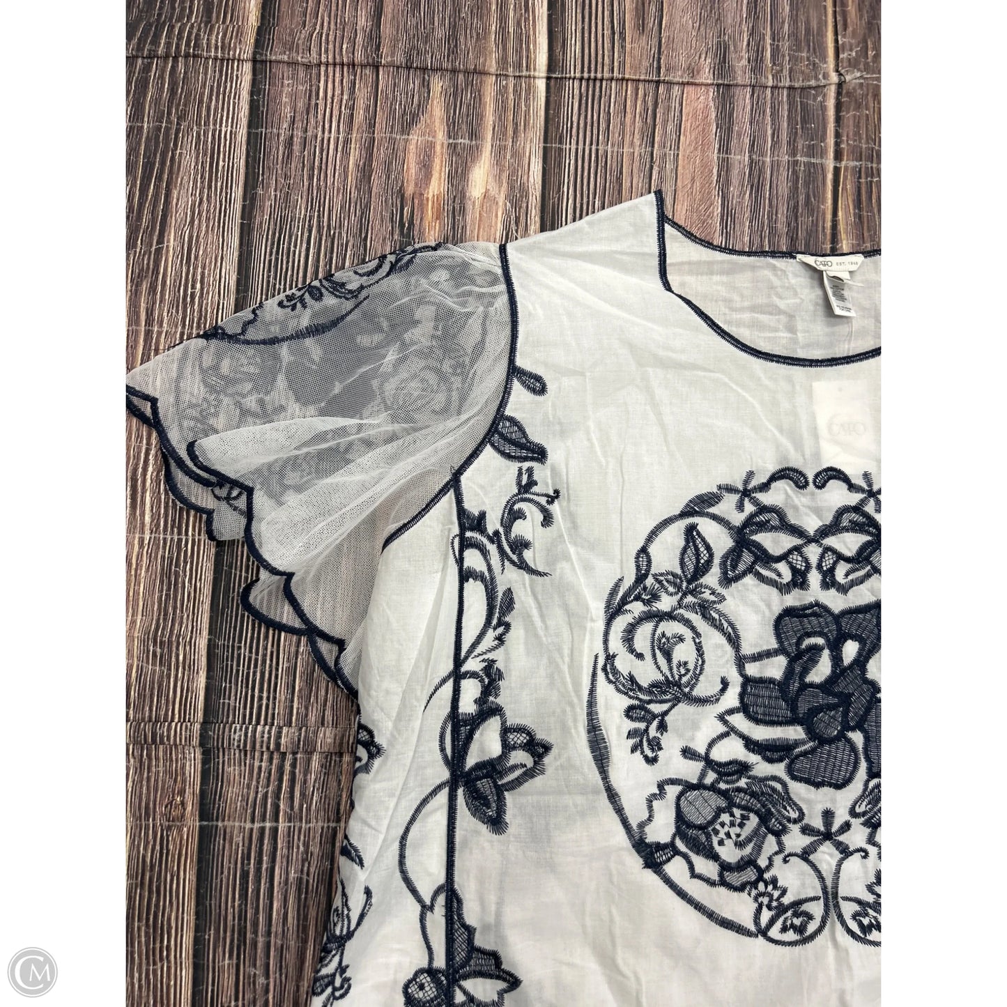 Top Short Sleeve By Cato In White, Size: 1x