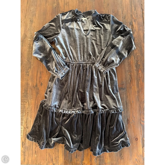 Dress Casual Midi By Clothes Mentor In Grey, Size: M
