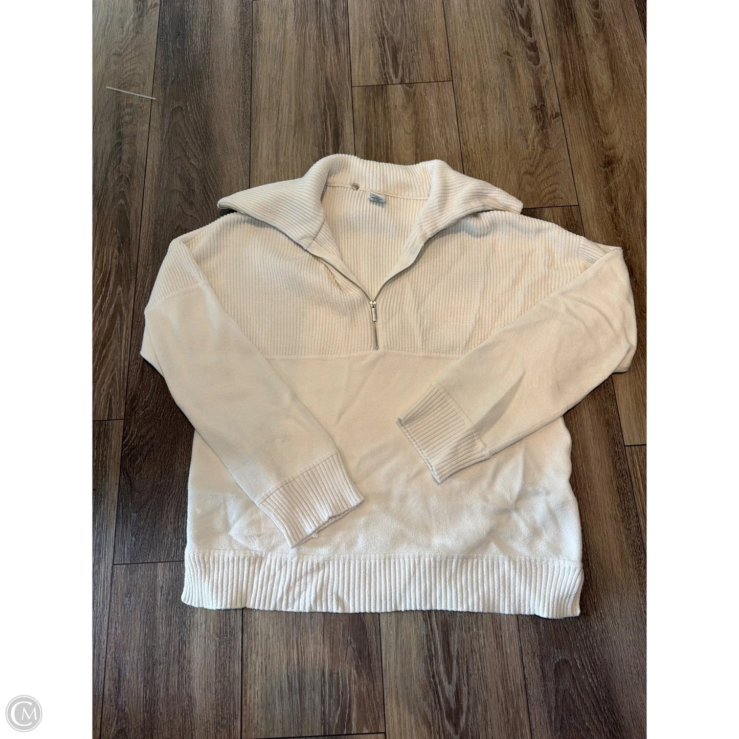 Sweater By Clothes Mentor In White, Size: L