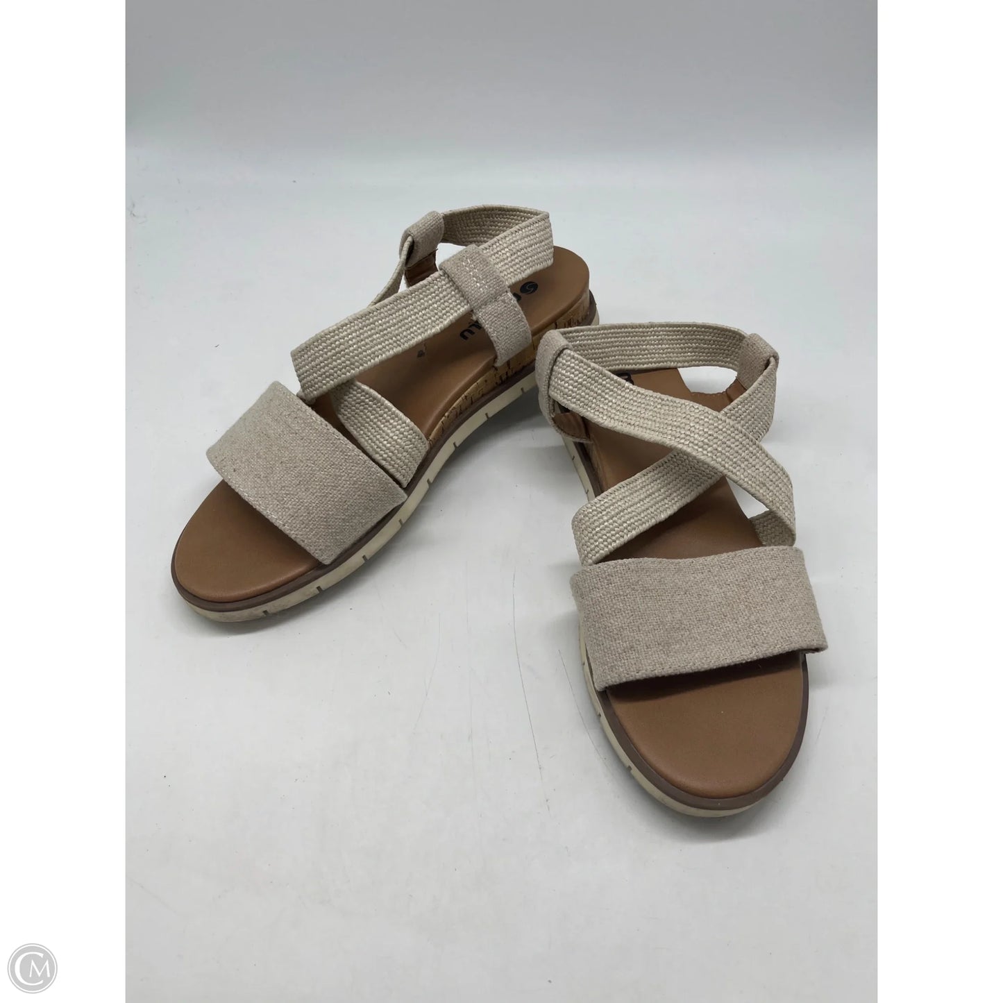 Sandals Flats By Clothes Mentor In Cream, Size: 8