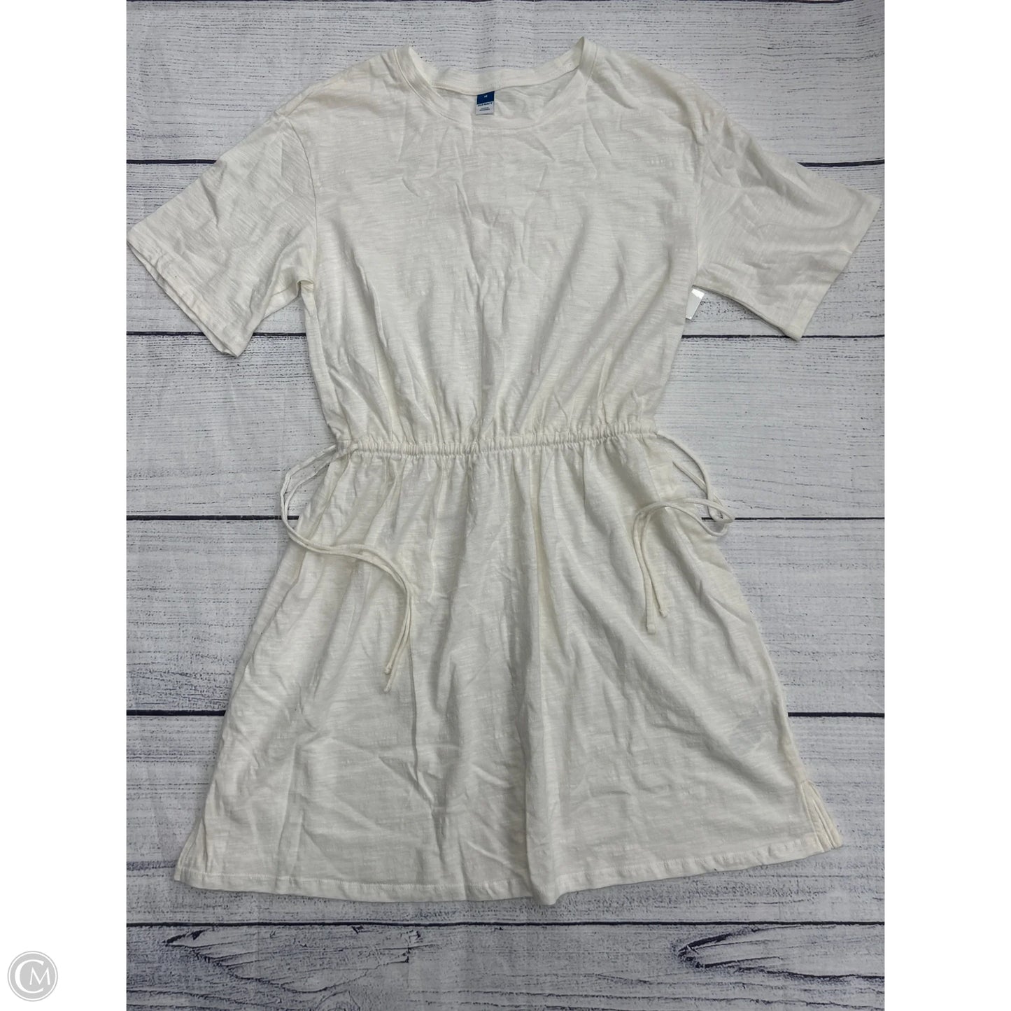 Dress Casual Short By Old Navy In White, Size: M