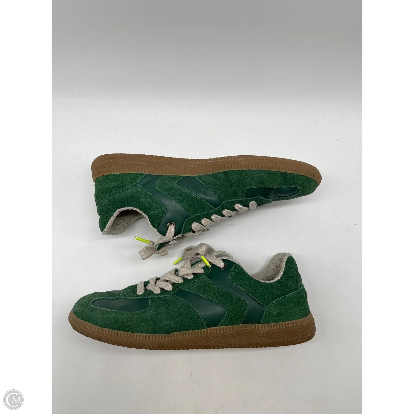 Shoes Sneakers By Cmb In Green, Size: 8.5