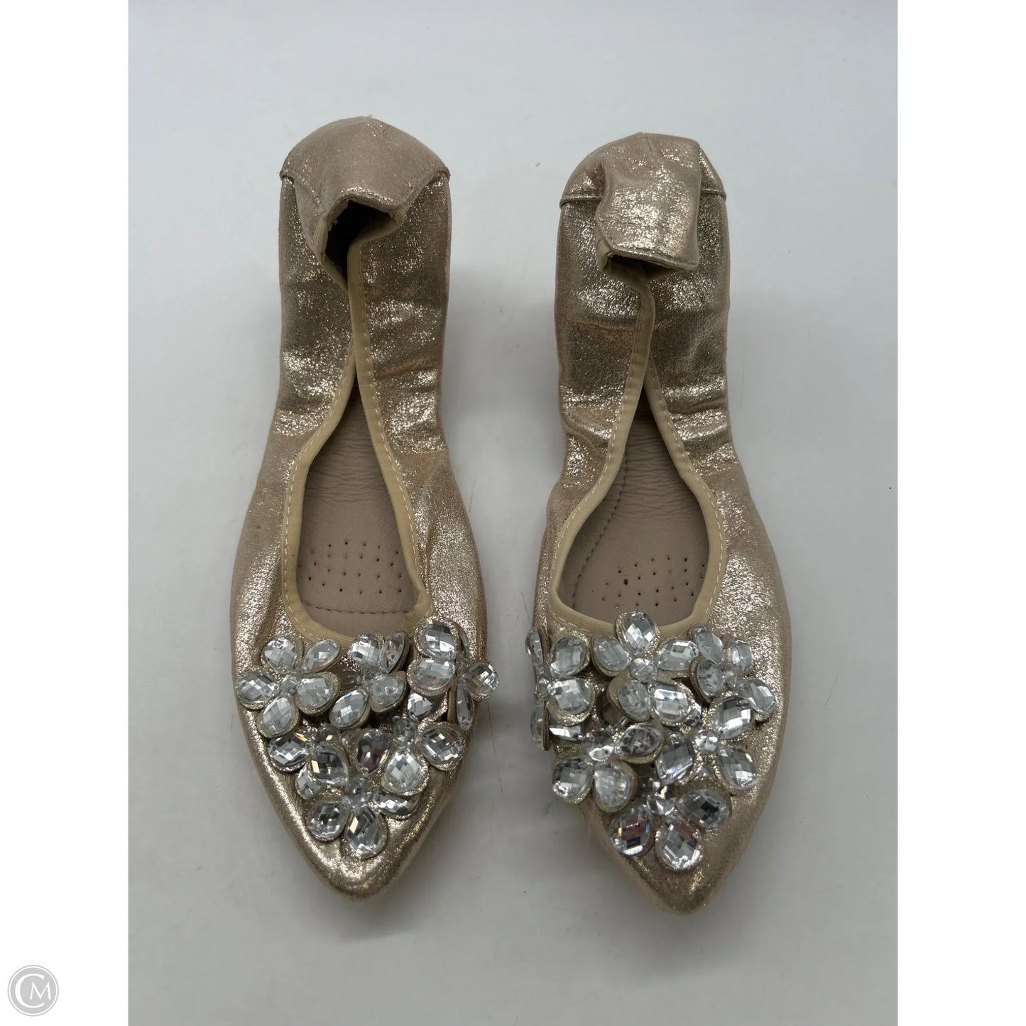 Shoes Flats By Clothes Mentor In Gold, Size: 9