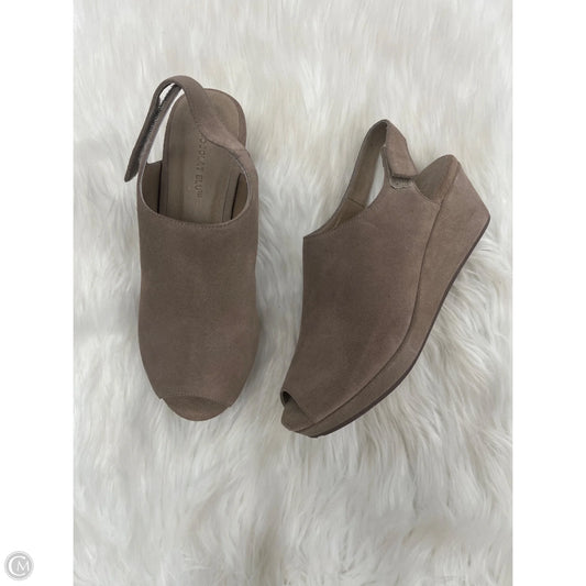 Sandals Heels Wedge By Clothes Mentor In Brown, Size: 8.5