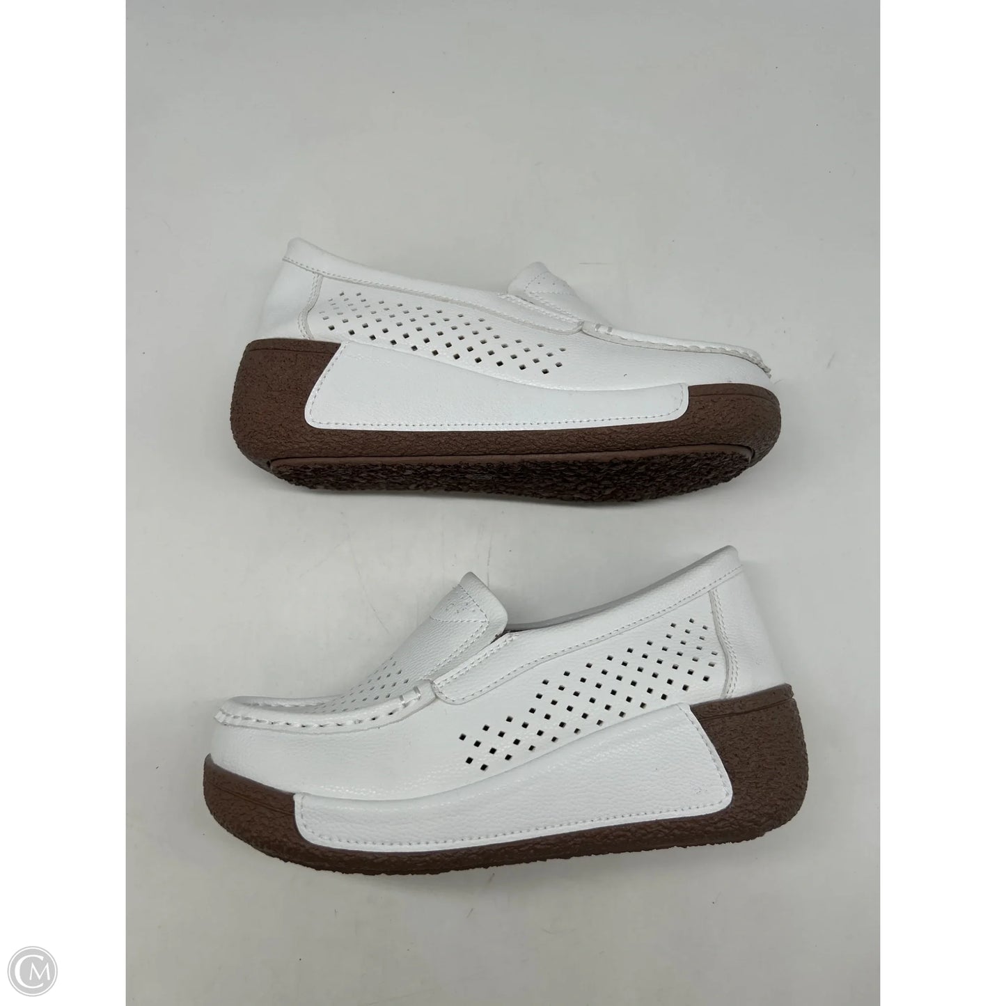 Shoes Heels Wedge By Clothes Mentor In White, Size: 6