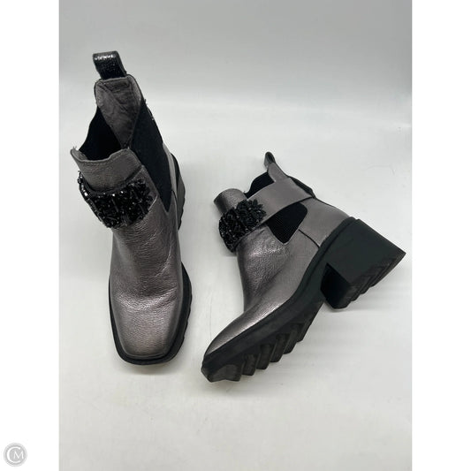 Boots Designer By Karl Lagerfeld In Silver, Size: 9