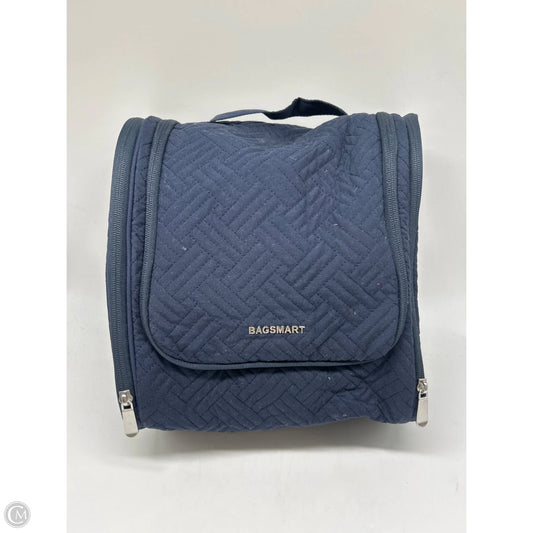 Makeup Bag By Clothes Mentor, Size: Medium