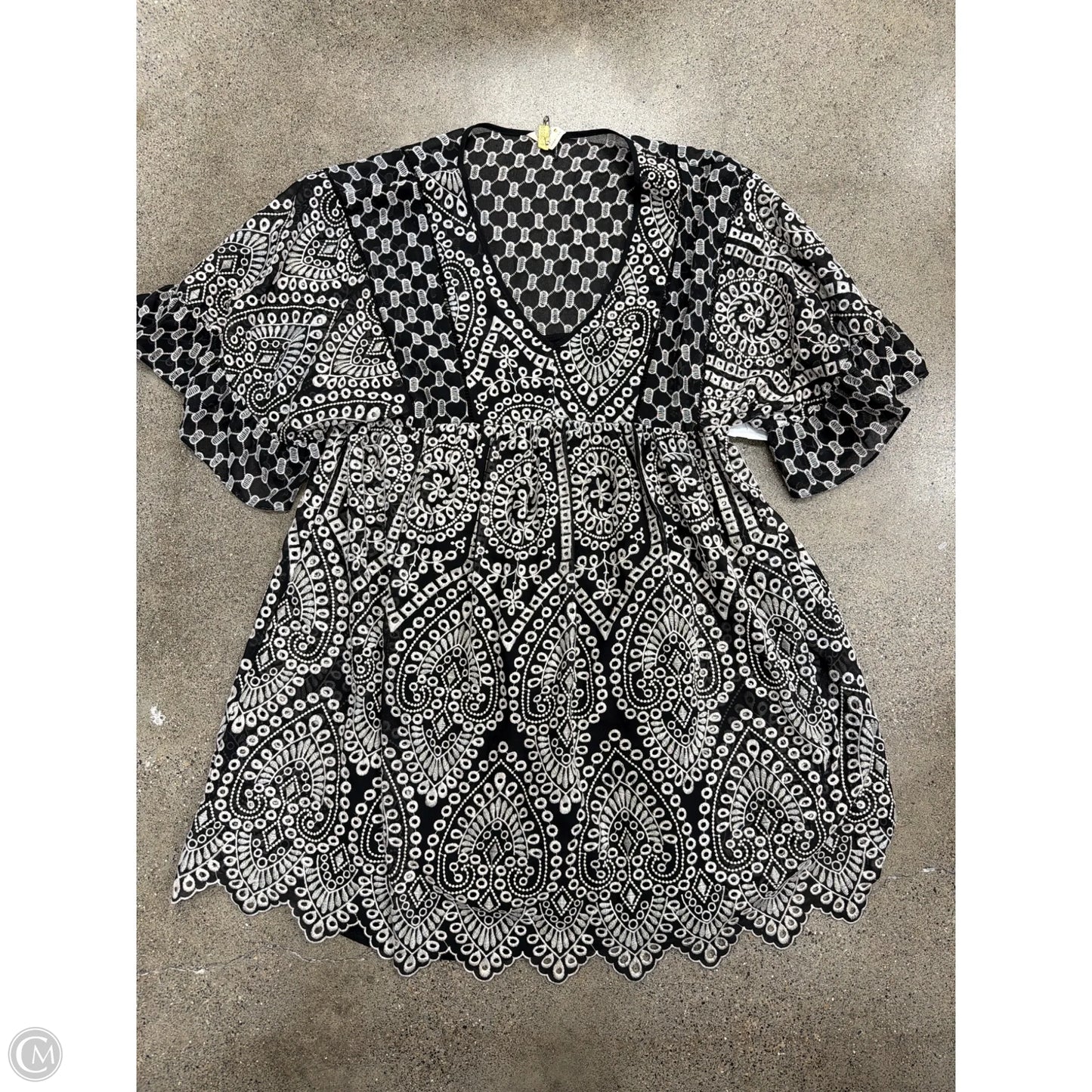 Dress Casual Short By Akemi And Kin In Black, Size: 2