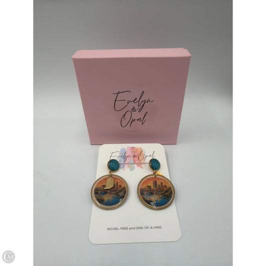 Earrings Dangle/drop By Clothes Mentor