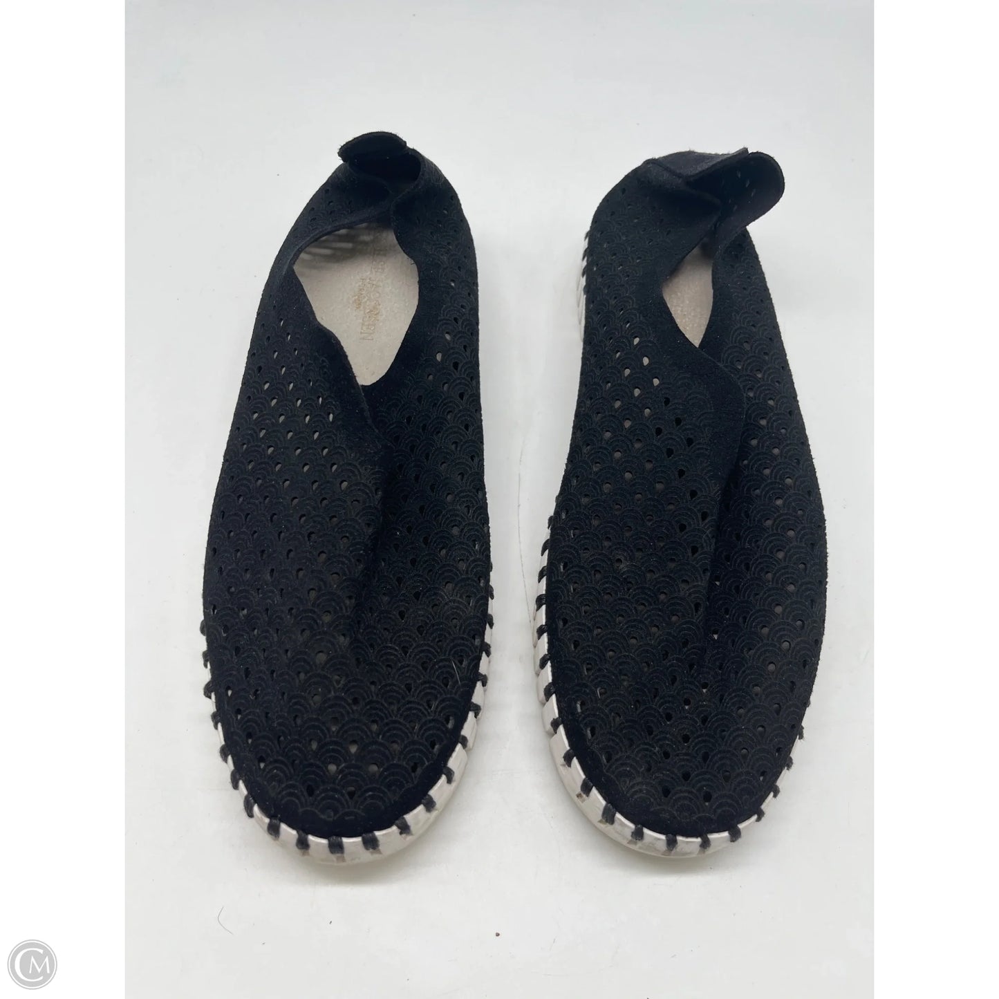 Shoes Flats By Cmc In Black, Size: 9