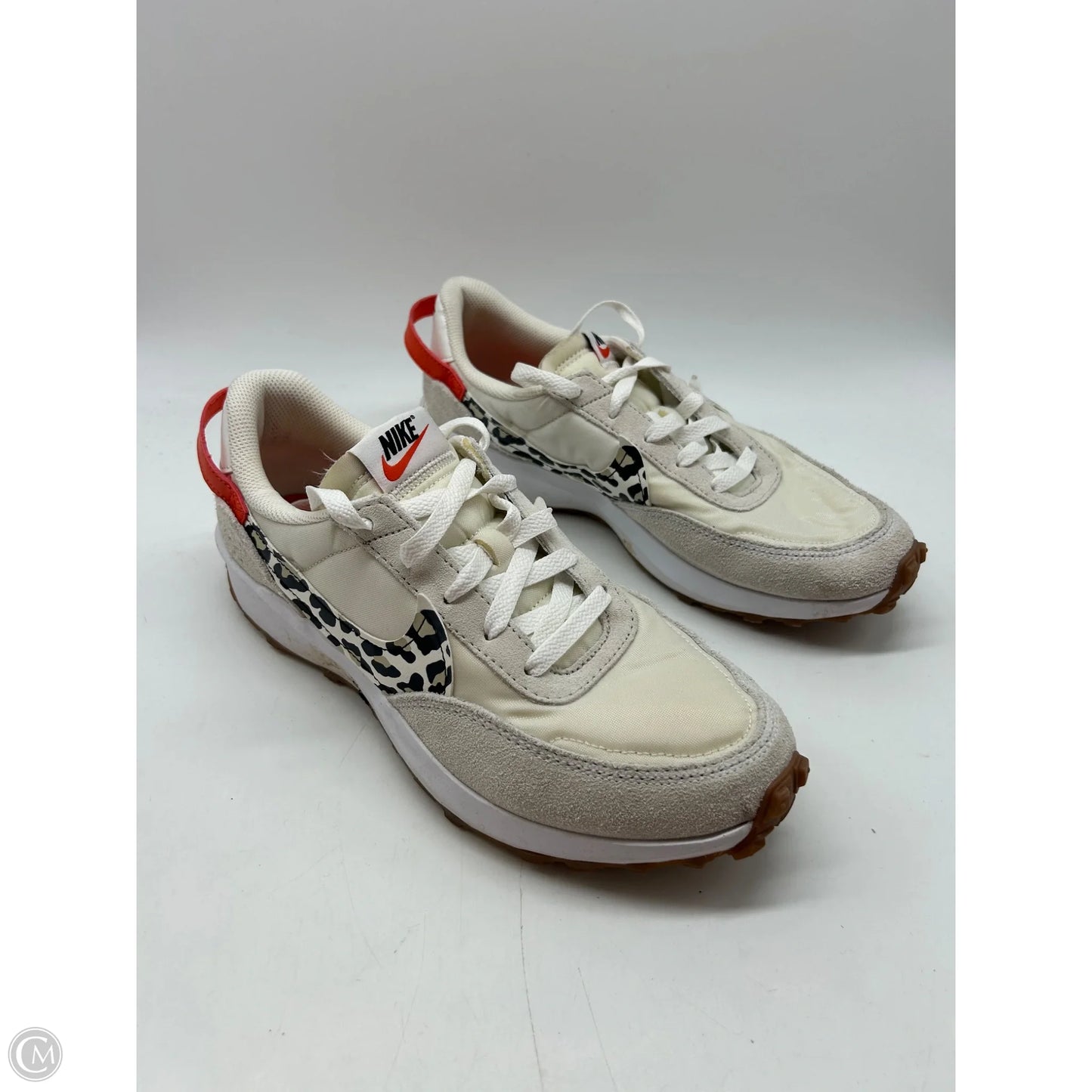 Shoes Athletic By Nike In Cream, Size: 10