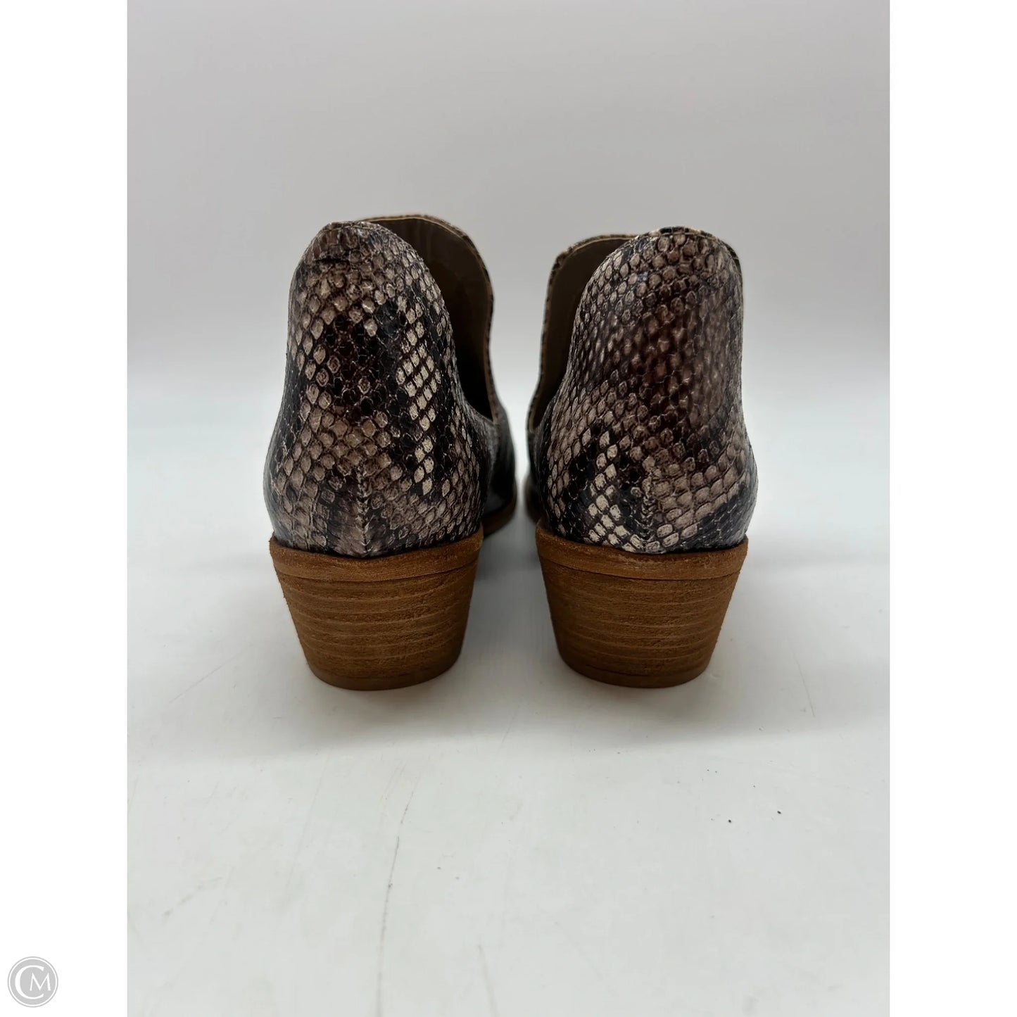 Boots Ankle Flats By Cl By Chinese Laundry In Snakeskin Print, Size: 8