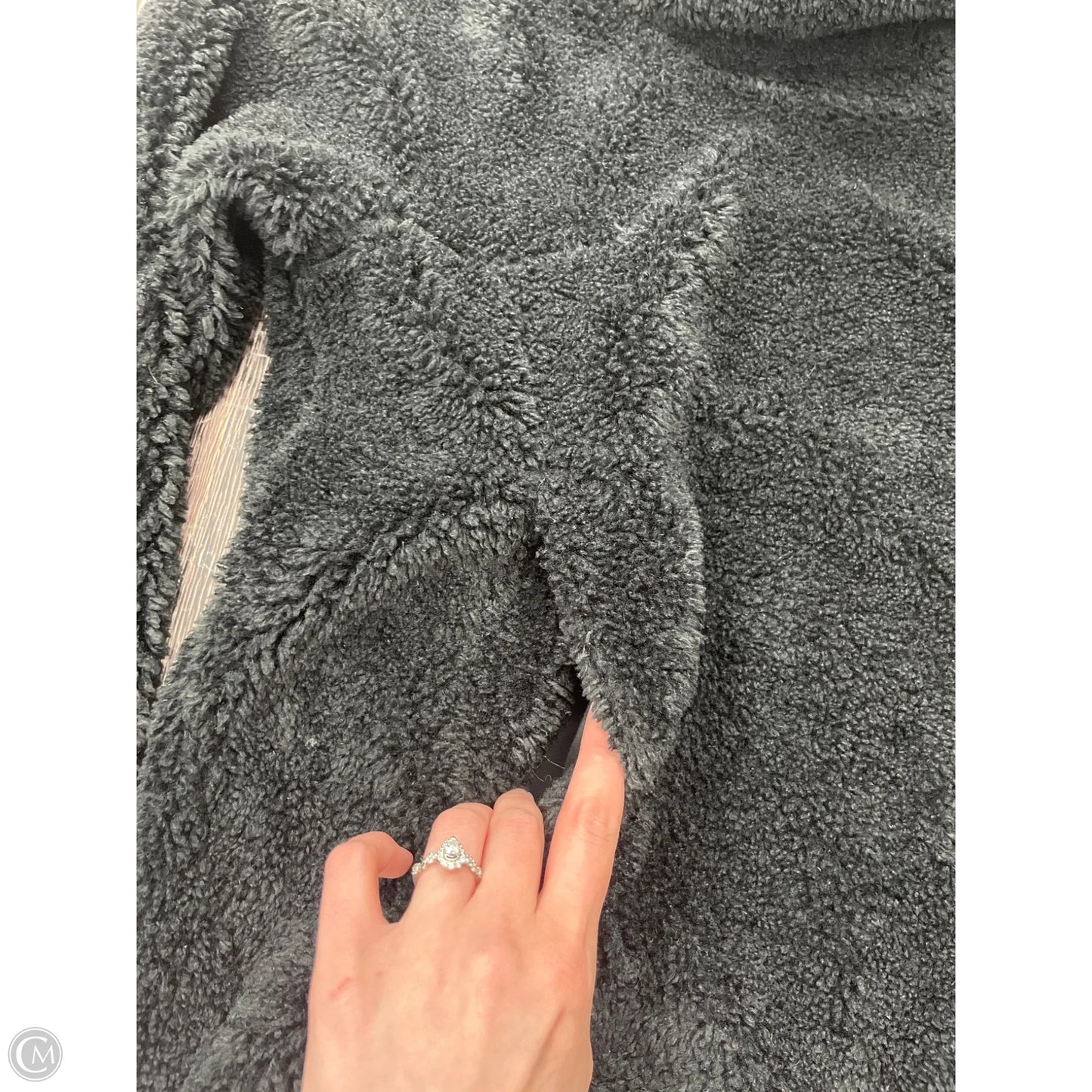 Athletic Sweatshirt Collar By Lululemon In Black, Size: 6