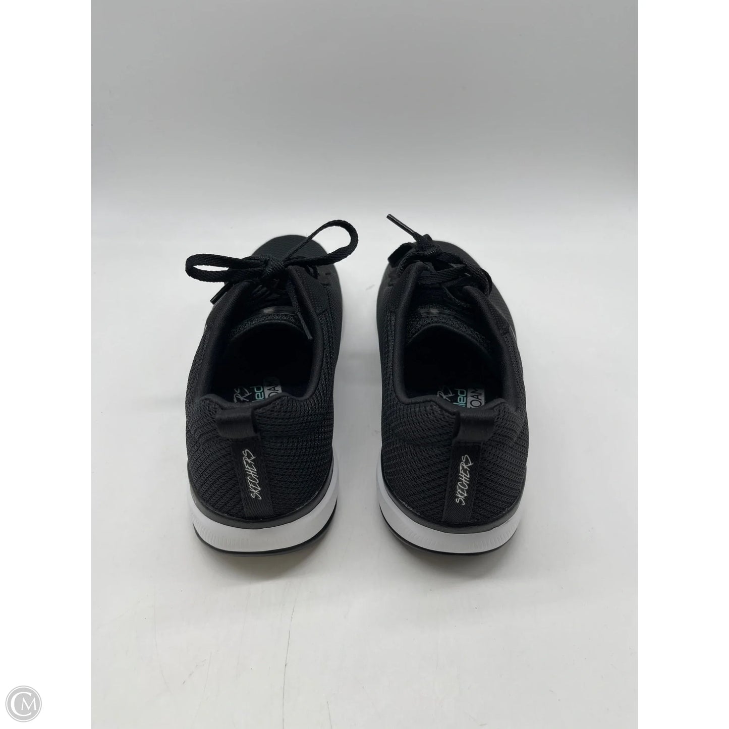 Shoes Athletic By Skechers In Black, Size: 8.5