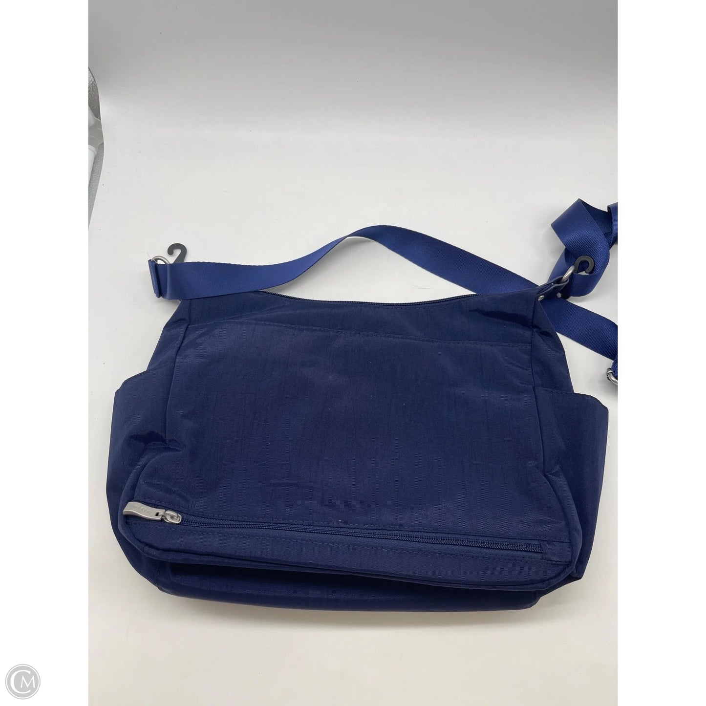 Crossbody By Baggallini, Size: Medium