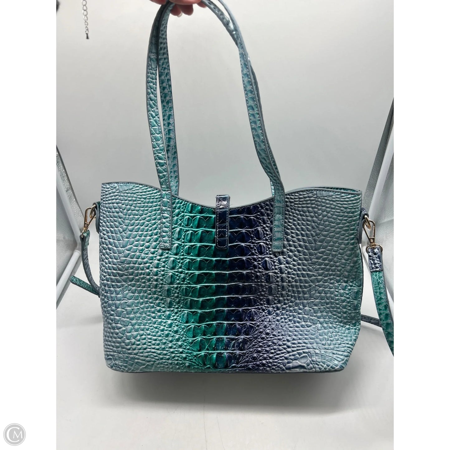 Crossbody By Clothes Mentor, Size: Large