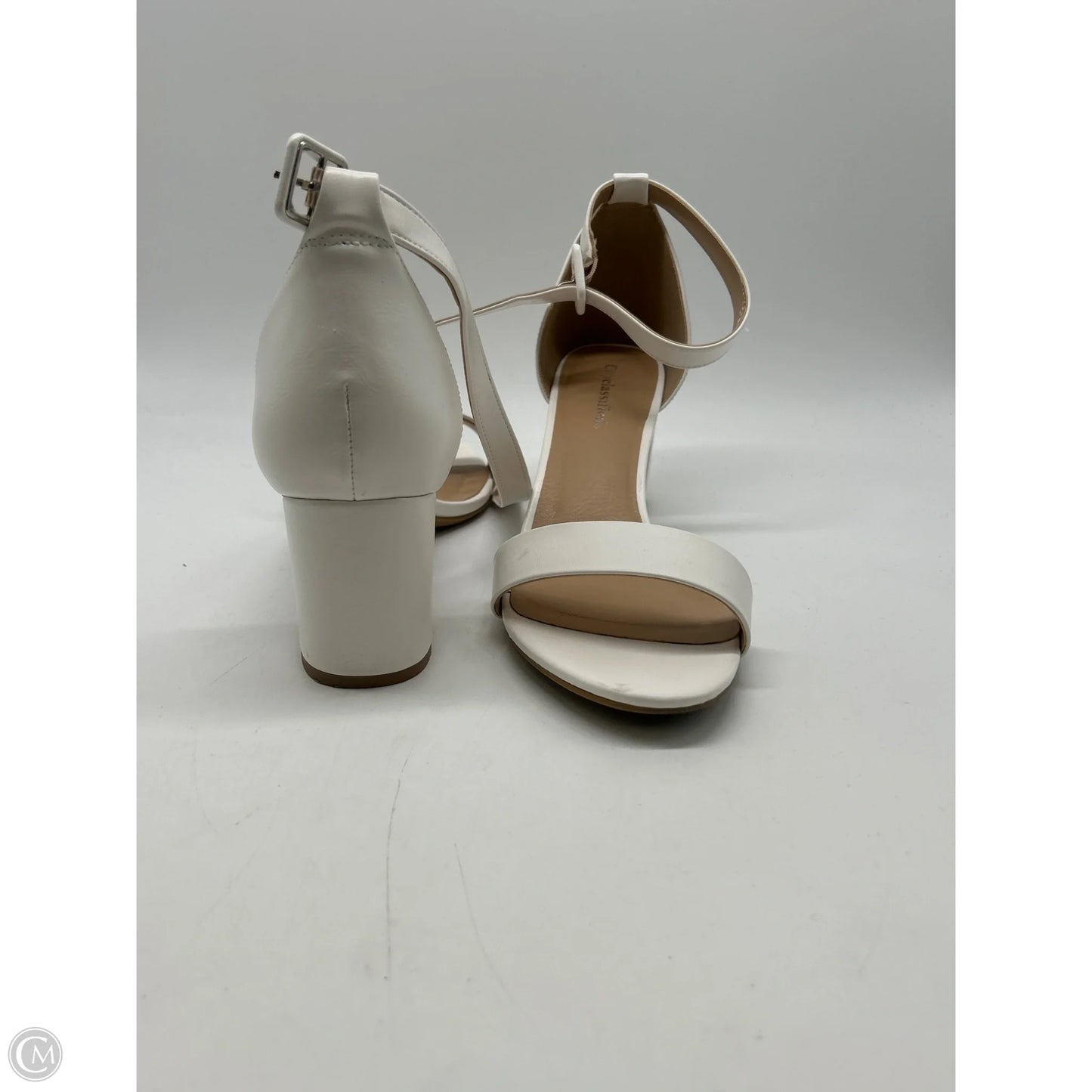 Sandals Heels Block By City Classified In White, Size: 11