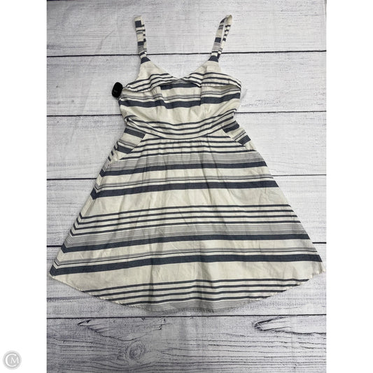 Dress Casual Short By Jun & Ivy In Cream, Size: M