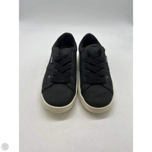 Shoes Sneakers By Hey Dude In Black, Size: 8
