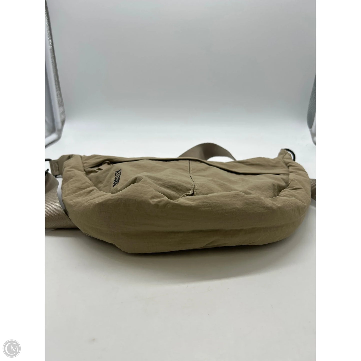 Crossbody By Cmc, Size: Medium