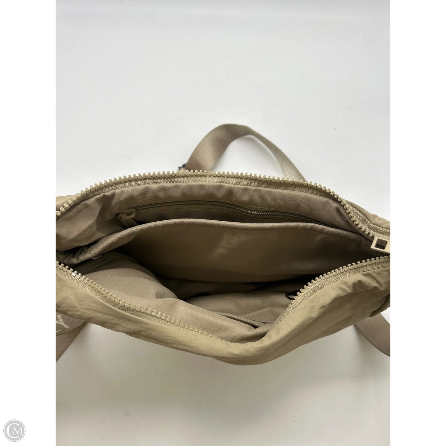 Crossbody By Cmc, Size: Medium