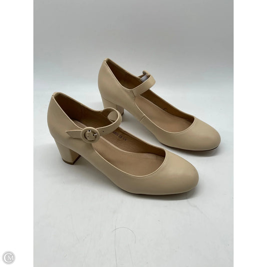 Shoes Heels Block By Clothes Mentor In Tan, Size: 8.5