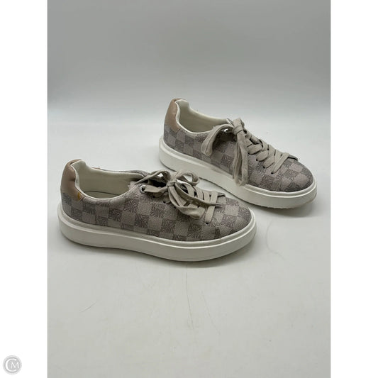 Shoes Sneakers By Steve Madden In Grey, Size: 7