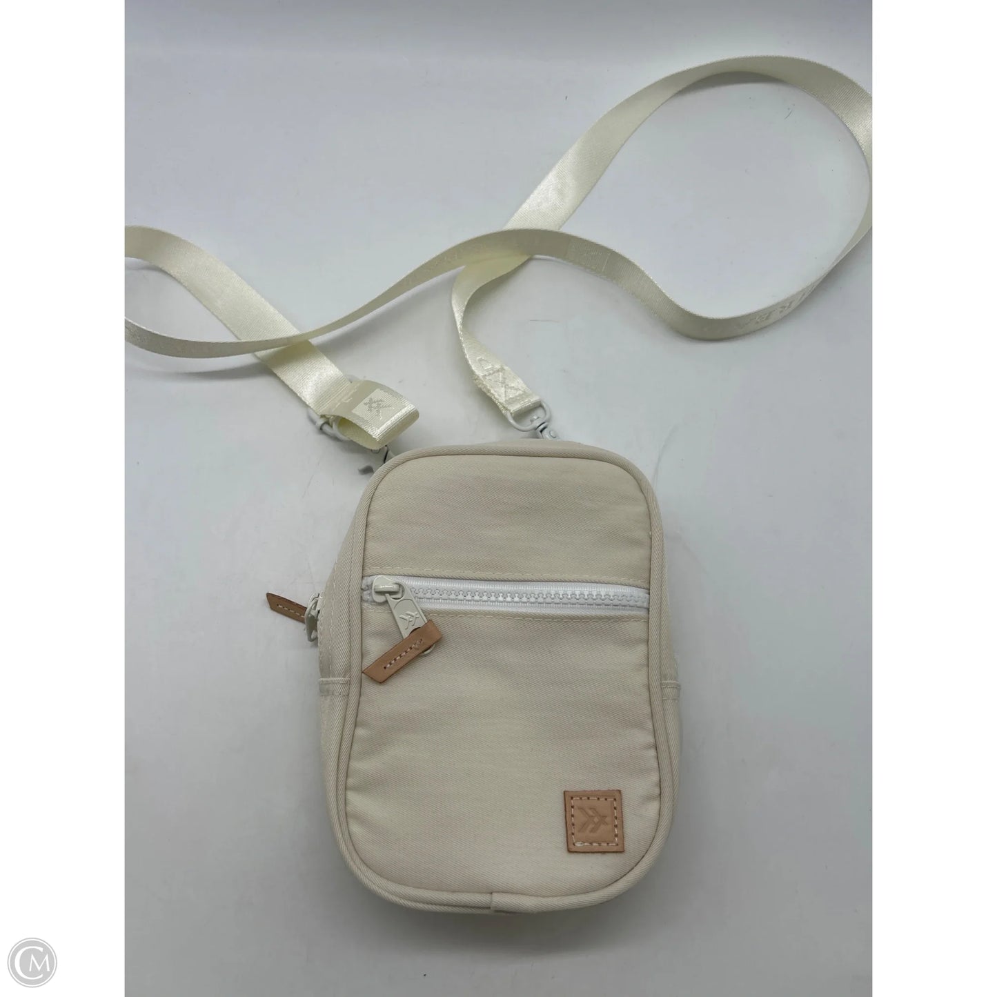 Crossbody By Clothes Mentor, Size: Small