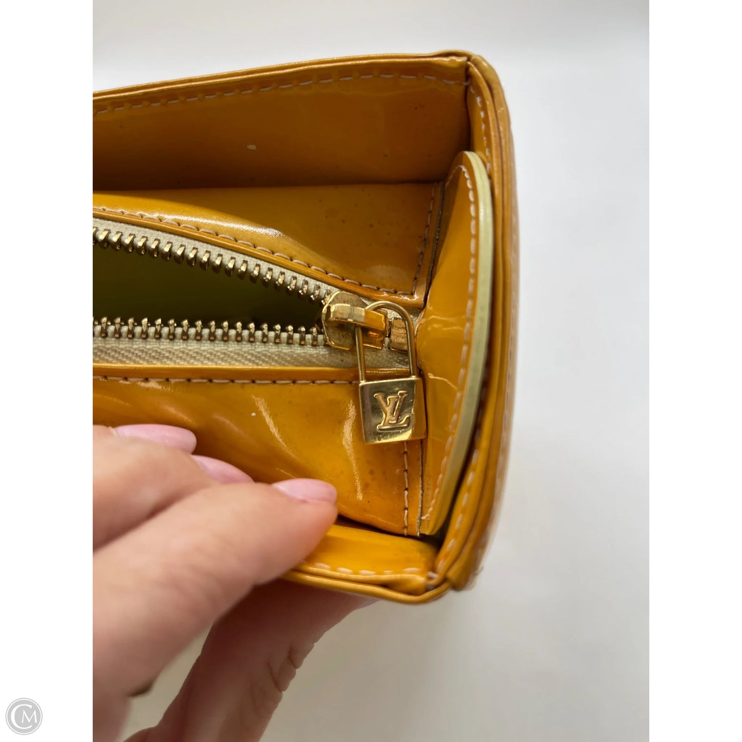 Handbag Luxury Designer By Louis Vuitton, Size: Large