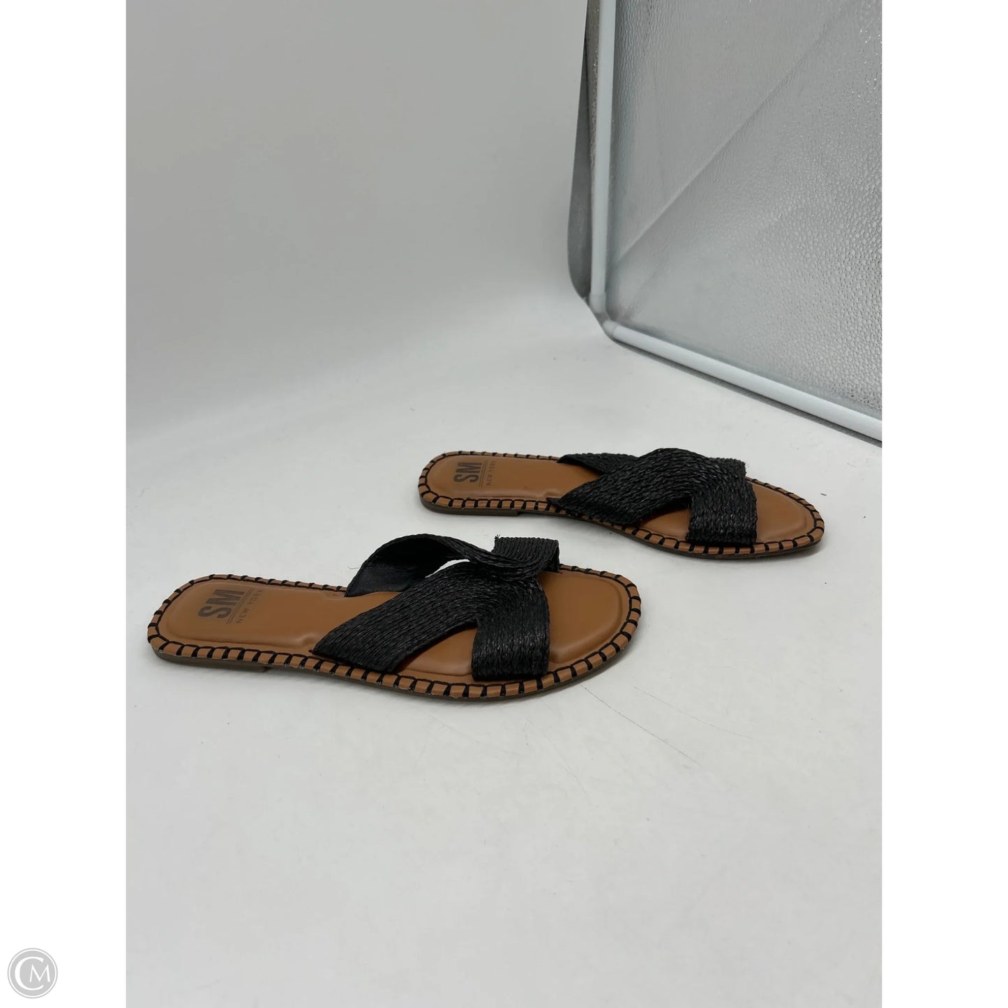 Sandals Flats By Cmf In Black, Size: 8