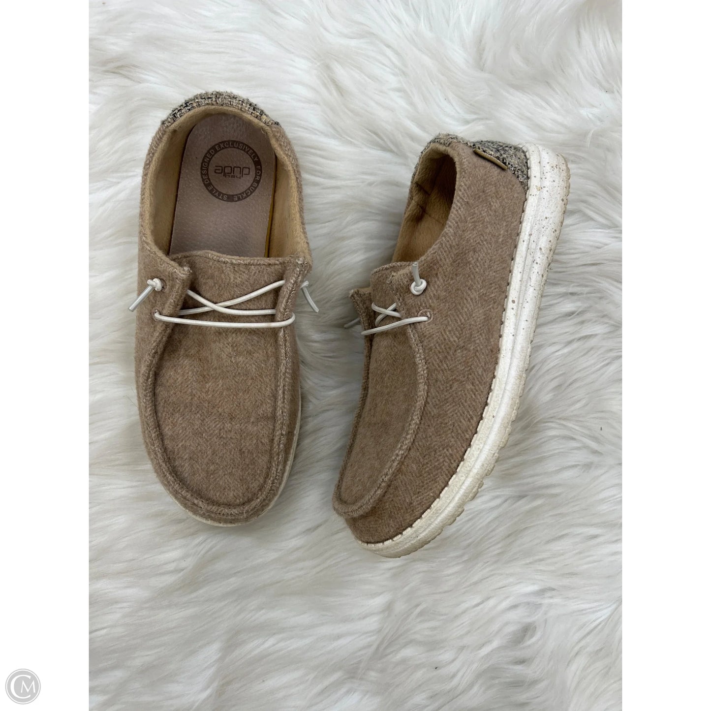Shoes Flats By Hey Dude In Brown, Size: 7