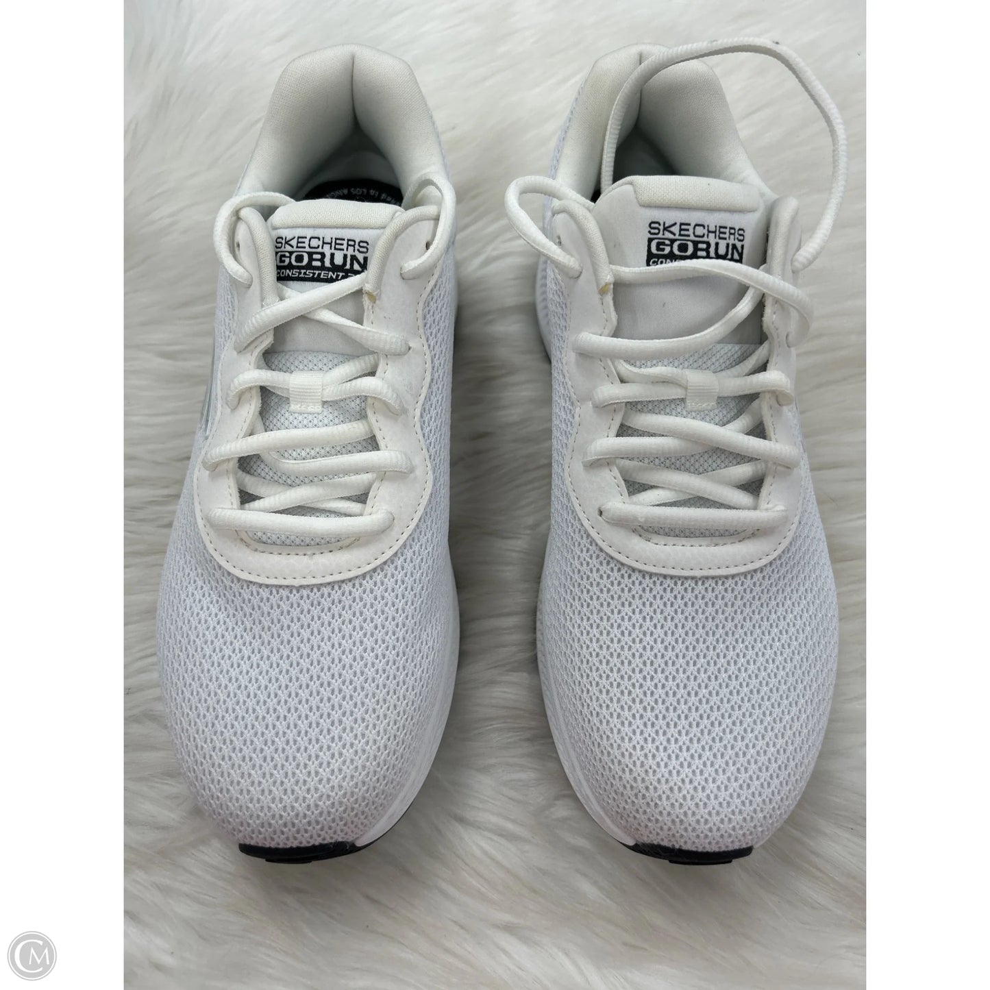 Shoes Athletic By Skechers In White, Size: 10