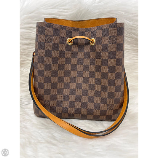 Handbag Luxury Designer By Louis Vuitton, Size: Medium