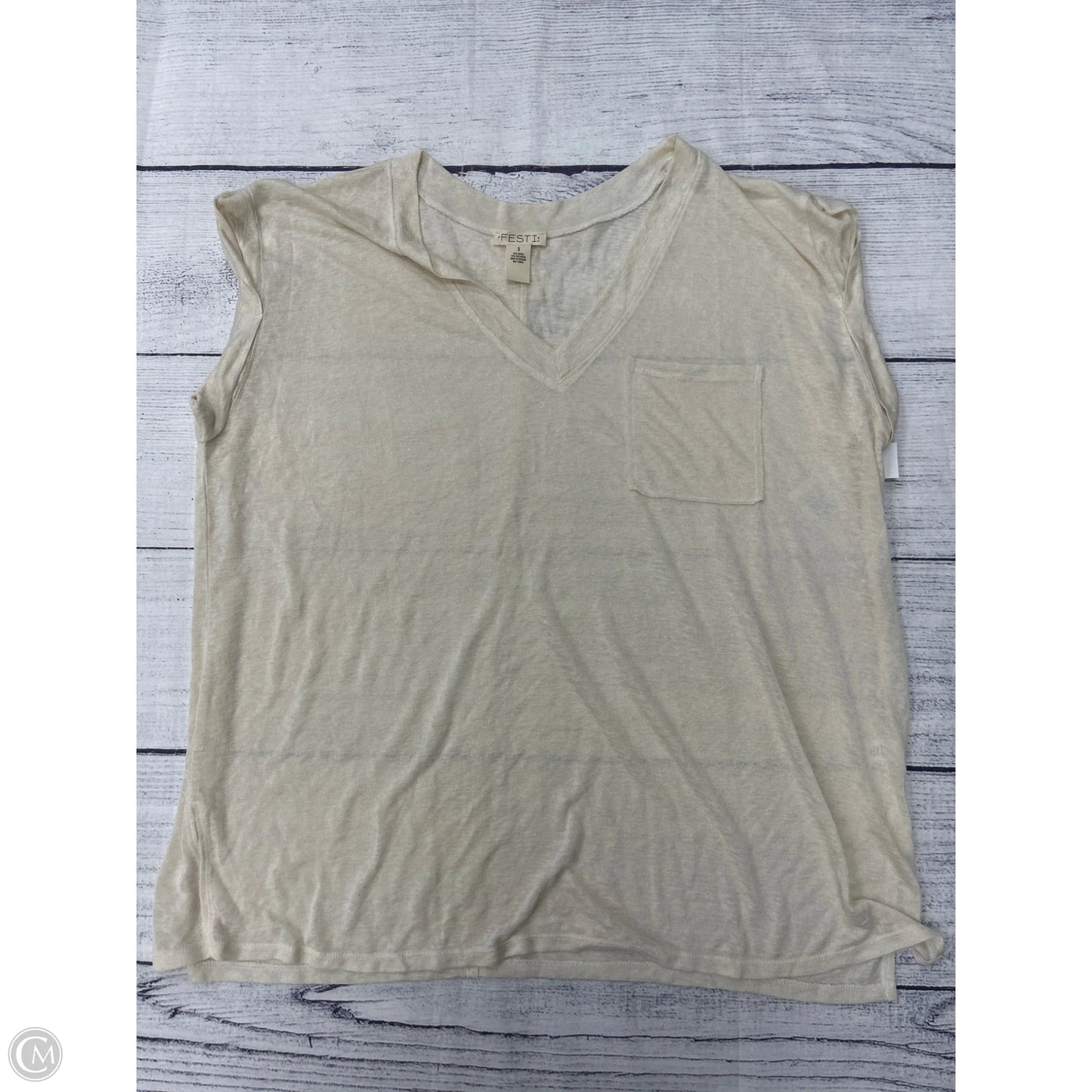 Top Short Sleeve By Torrid In Cream, Size: 3x
