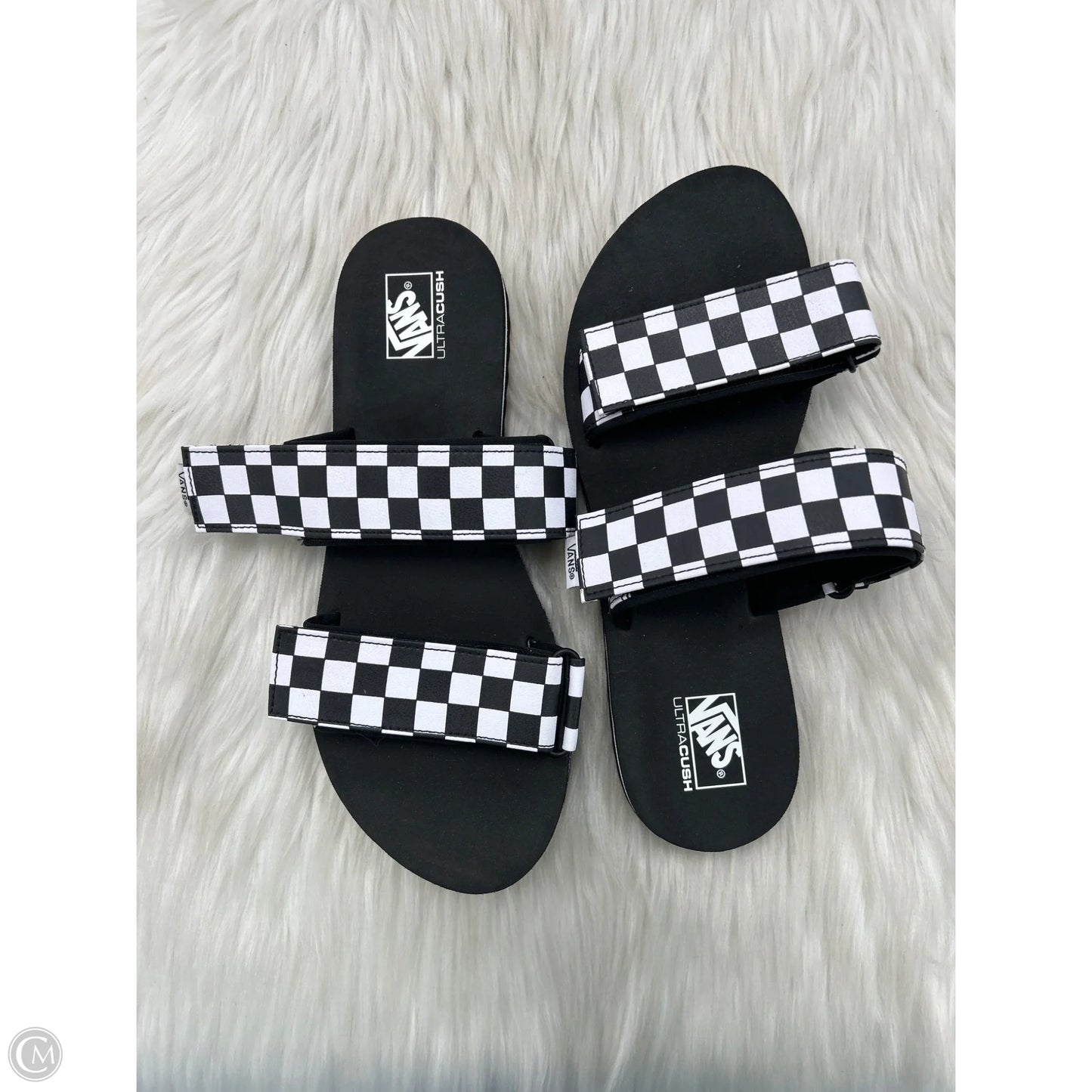 Sandals Flats By Vans In Black & White, Size: 8.5