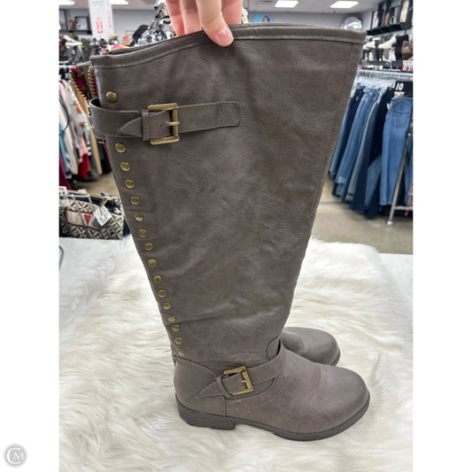 Boots Knee Flats By Jg Collections In Grey, Size: 8