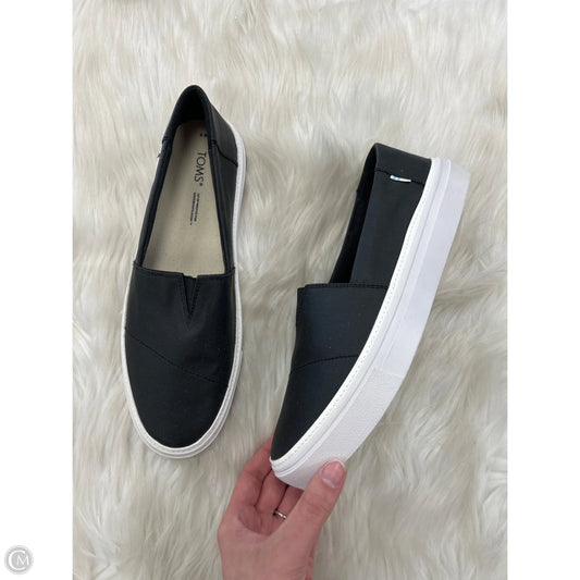 Shoes Sneakers By Toms In Black, Size: 9