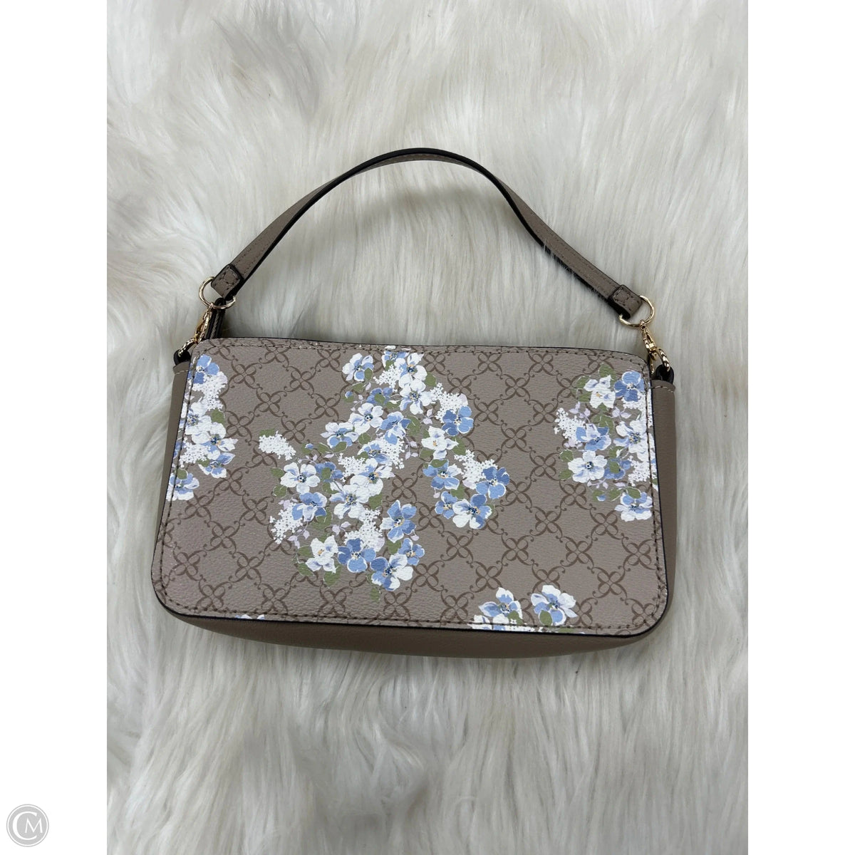 Wristlet By Clothes Mentor, Size: Medium