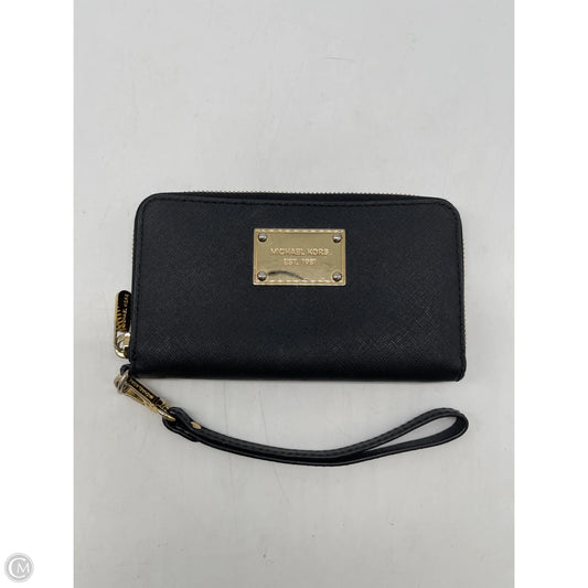 Wristlet Designer By Michael Kors, Size: Medium