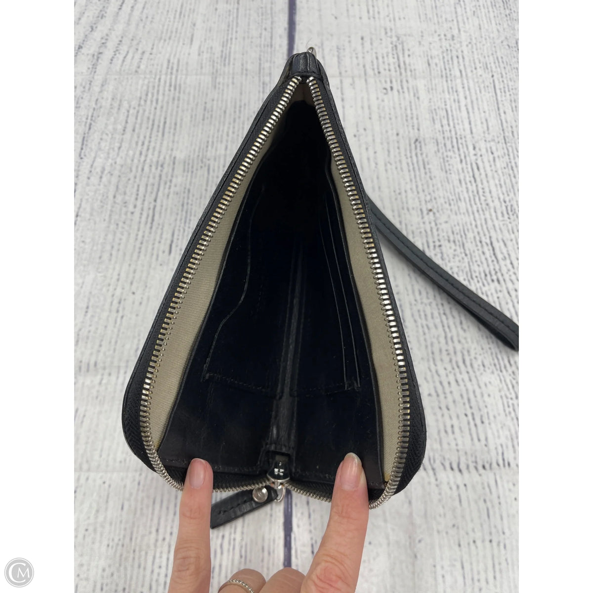 Wristlet Leather By Cma, Size: Medium