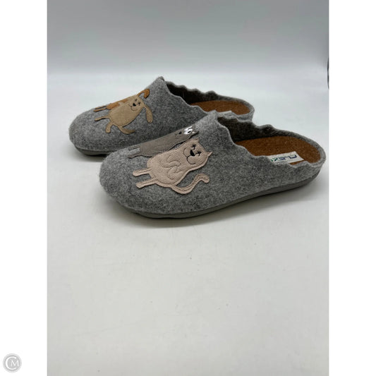 Shoes Flats By Spring Step In Grey, Size: 10