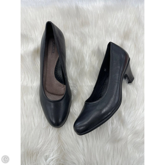 Shoes Heels Block By Earth In Black, Size: 10