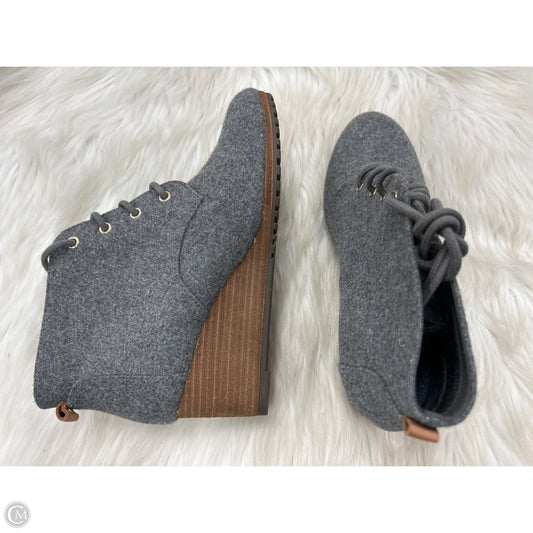 Boots Ankle Heels By Dr Scholls In Grey, Size: 8