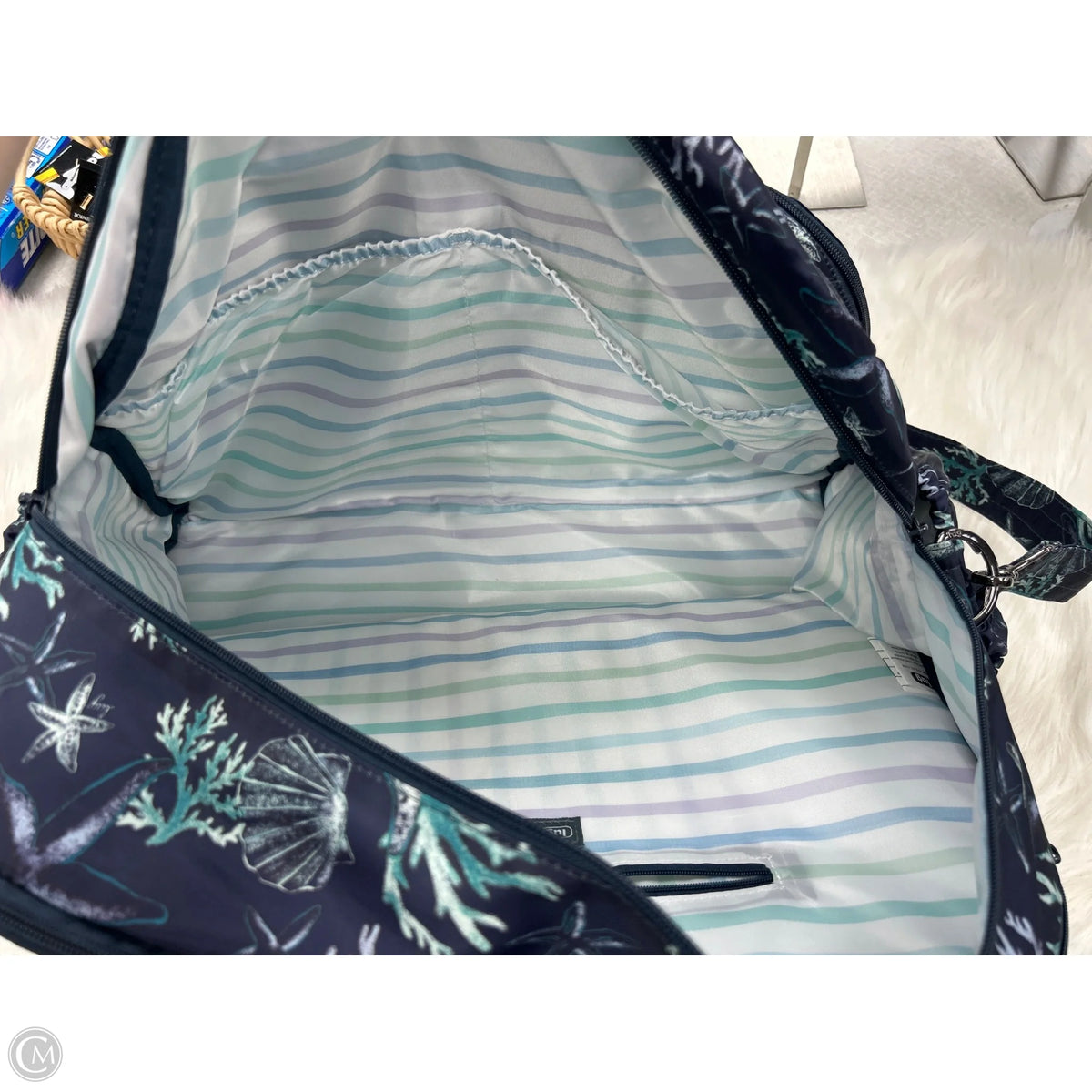 Duffle And Weekender By Lug, Size: Large