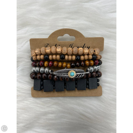 Bracelet Set By Clothes Mentor, Size: 06 Piece Set