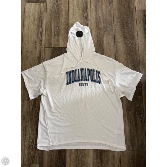 Top Short Sleeve By Clothes Mentor In White, Size: L