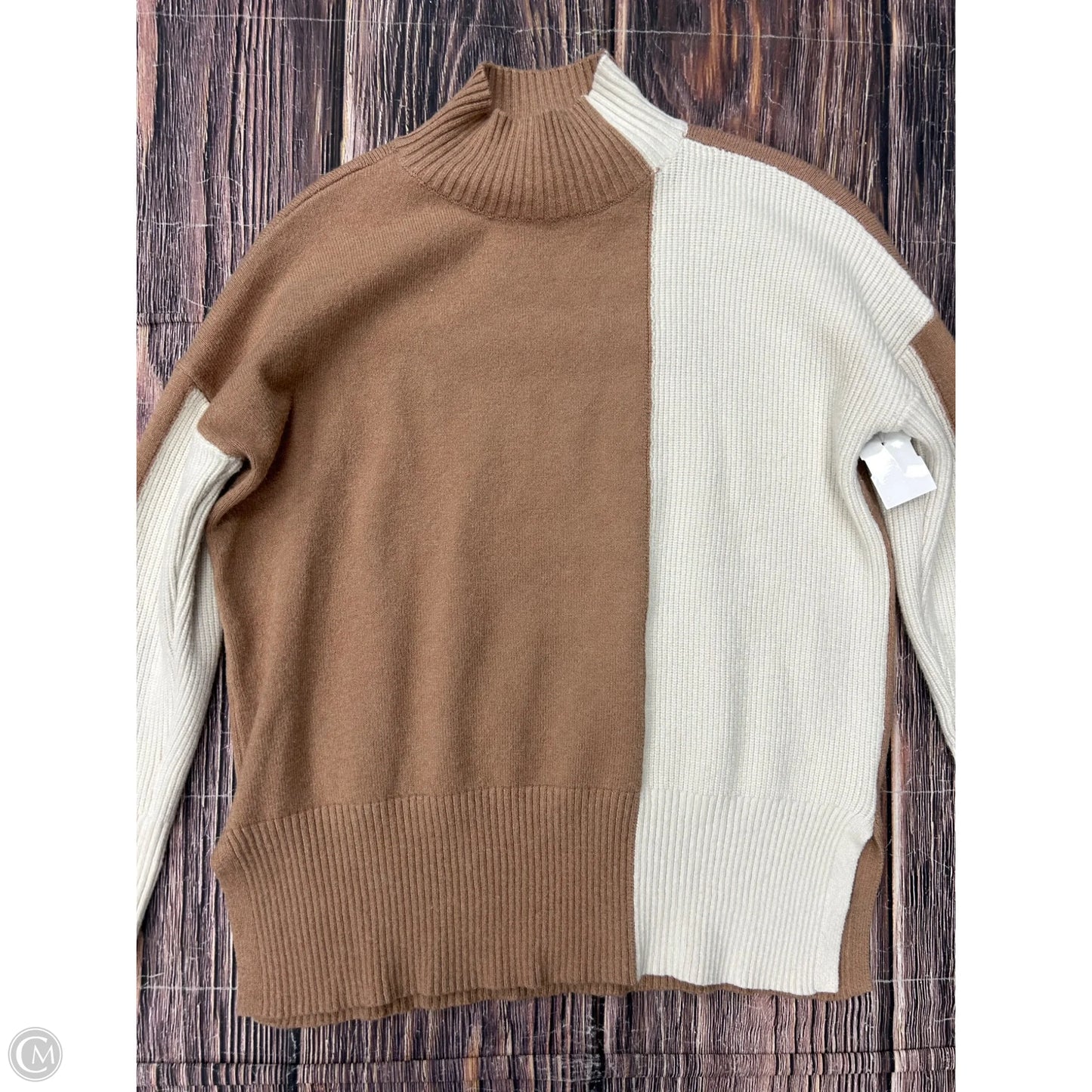 Sweater By Cyrus In Tan, Size: Xs